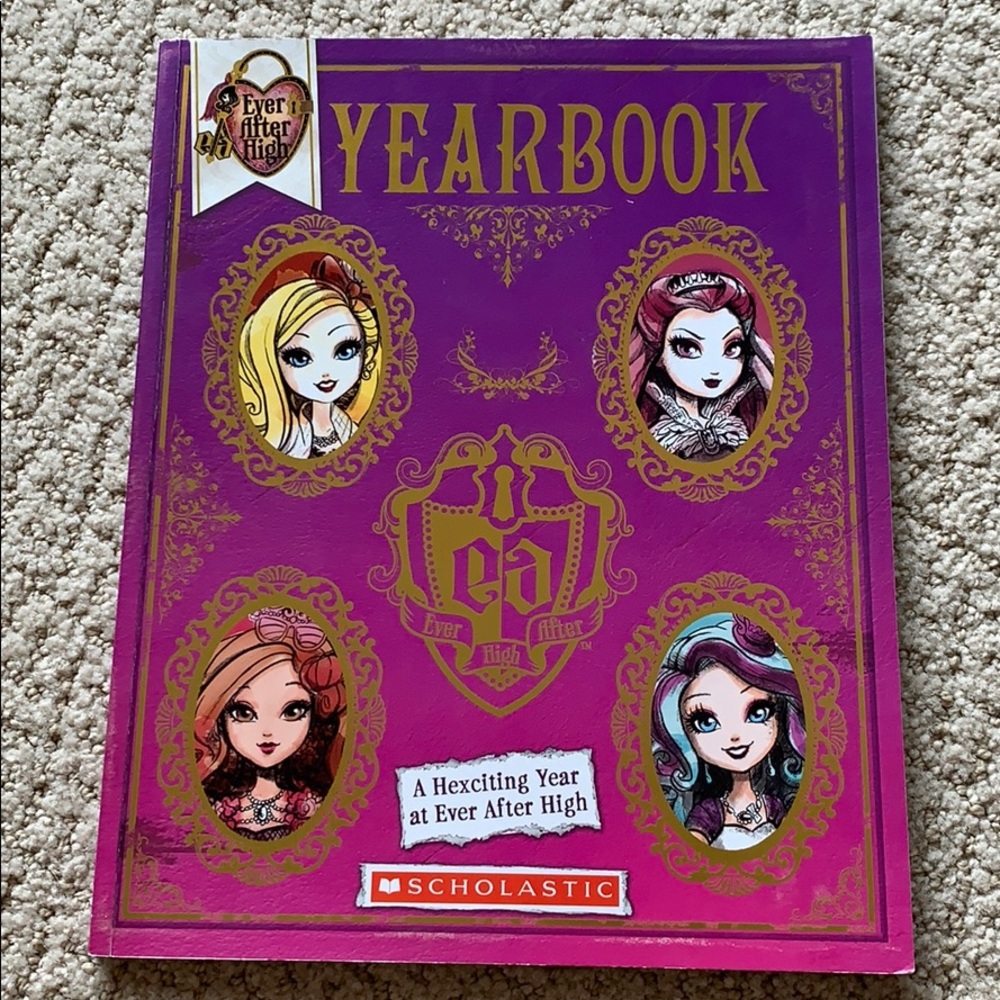 Ever After High Yearbook